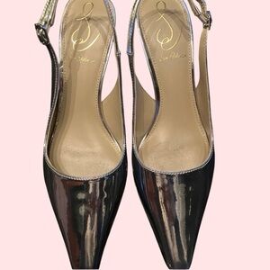 Silver 6 1/2 womans pump